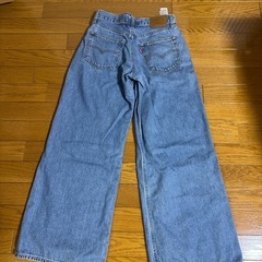 ほぼ未使用　リーバイス　BAGGY DAD WIDE LEG デニム 25の画像