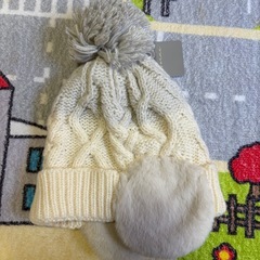 新品未使用タグ付き！ニット帽の画像