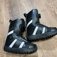 キッズ　　スノーブーツの画像