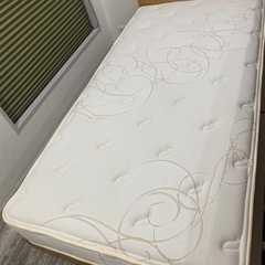 ⭐︎美品⭐︎ SIMMONS シモンズ ゴールデンバリュー 65GVAA21223101の画像