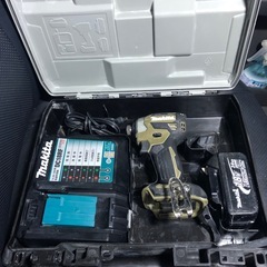 インパクトドライバー　マキタ　makita TD173D   本...