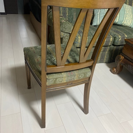 マルニ木工のパーティチェア