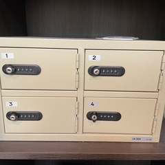 美品！エーコー EIKO 金庫 貴重品ロッカーの画像