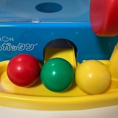 KUMON TOY　トンころガッタン ボール4個ありますの画像