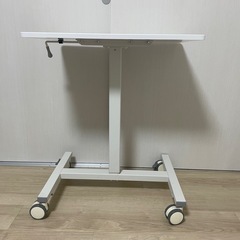【無料】昇降デスクの画像