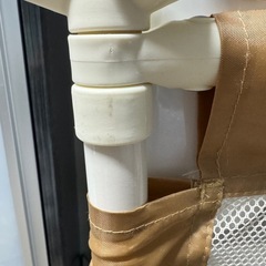 ☆日本育児　ふわふわとおせんぼ　Mサイズ　ベビーフェンス　ベビーガード　パーテーションの画像