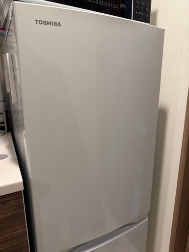 ホワイト153L　TOSHIBA製　冷蔵庫GR-V15BS