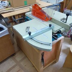 マキタ製丸ノコ盤　２７１１の画像