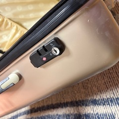 キャリーケースの画像