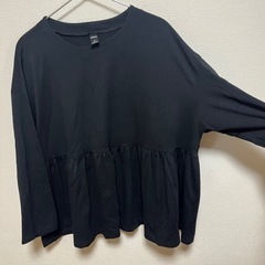 100🌹商談中🌹レディースL／ペプラムカットソーの画像