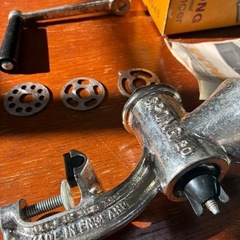 ヴィンテージ　イングランド製　meet mincer 　　の画像