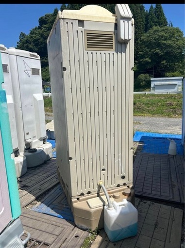 仮設トイレ和式簡易水洗式　