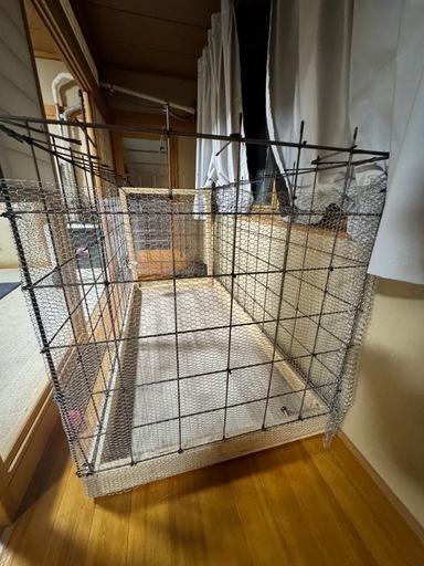 室内用自作犬小屋　値段相談に乗ります！
