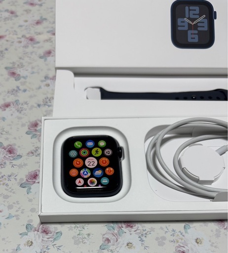 Apple Watch SE（第2世代）44mm ミッドナイト GPSモデル
