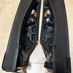 VALENTI ヴァレンティ LEDテールランプ 80系VOXY、NOAH用の画像