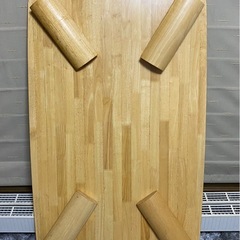 天然木折りたたみテーブルの画像