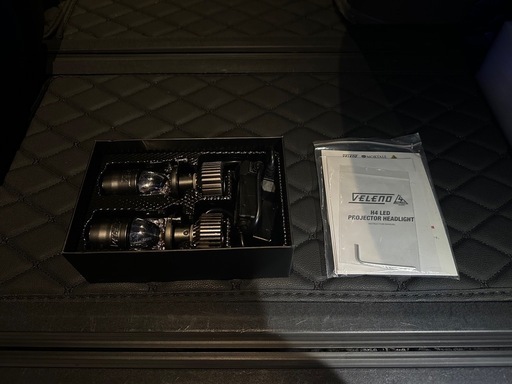 VELENO H4 LEDヘッドライト ホワイト