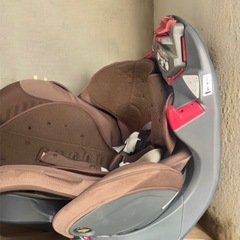アップリカ  チャイルドシートの画像