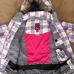 モダンアミューズメント　スキースノボウェアの画像