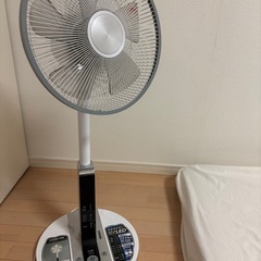 扇風機　高さ調節可能