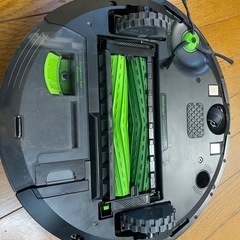 iRobot ルンバ　i3 クリーンベース付きの画像