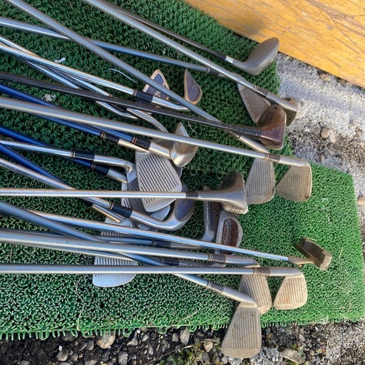 ゴルフ練習器具　ゴルフ用具　色々