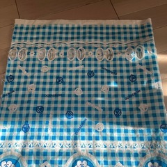 ドラえもんカフェカーテンの画像