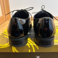 【美品】ドレスシューズ（黒、エナメル）の画像