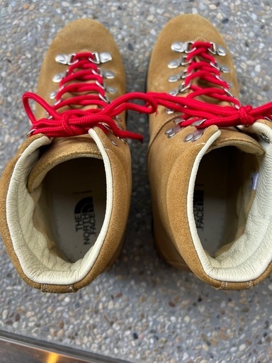 ＜THE NORTH FACE＞　TRAVERSE MARIEL SUEDE トラバース マリエル スエード