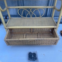 藤家具キャスター付き の画像