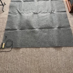 97年製動作確認済み❗️サンヨーホットカーペット約2300✖️1900あったかい❣️配達可 🥰の画像