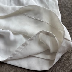 ⑮MANGO キャミトップスの画像