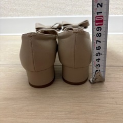 tocco closet リボン付きドットチュールパンプスの画像