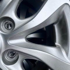 ホイール付スタッドレスタイヤの画像