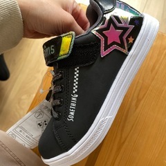 やらかした！新品未使用20.0cm ガールズSOMETHINGシューズの画像