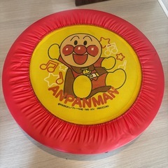 アンパンマン　トランポリン
