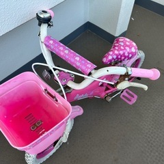 女の子用ピンクの自転車 12.5インチの画像