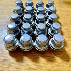 トヨタ純正ホイールナットの画像