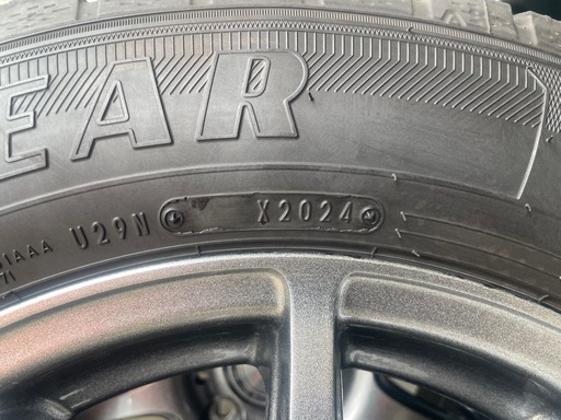 195/65R15  スタッドレスタイヤ