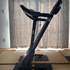 ランニングマシーンの画像