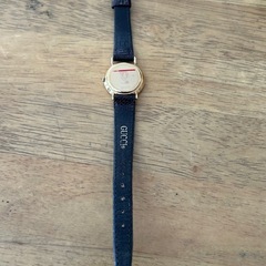 GUCCIの女性用腕時計の画像