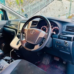 トヨタ ヴェルファイア グレード：ゴールデンアイズⅡ（Golden Eyes 2）の画像