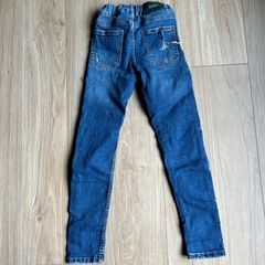 ZARAダメージジーンズ10歳用の画像