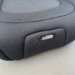 PFEBRO ジュニアシート ISOFIX R129適合 i-Size ブースターシート チャイルドシート ブラック×グレー の画像