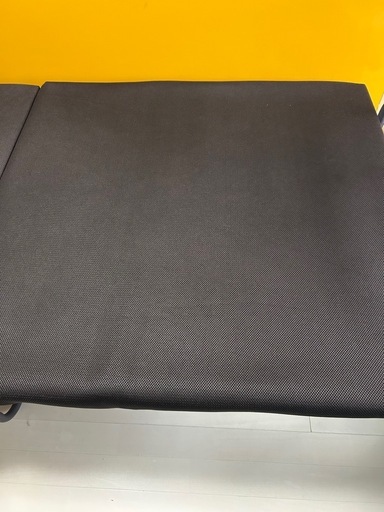 ベッドの下に衣装ケースが入るハイタイプ