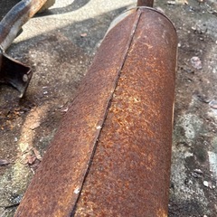 80ランクル純正マフラーの画像