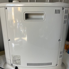 電気ファンヒーターの画像