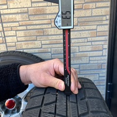 スタッドレスタイヤアルミホイール4本セットの画像