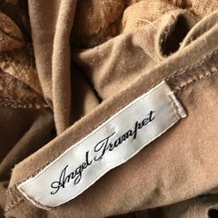 長袖　トップス　ベージュの画像