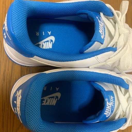 スニーカーNIKEエアホースワン